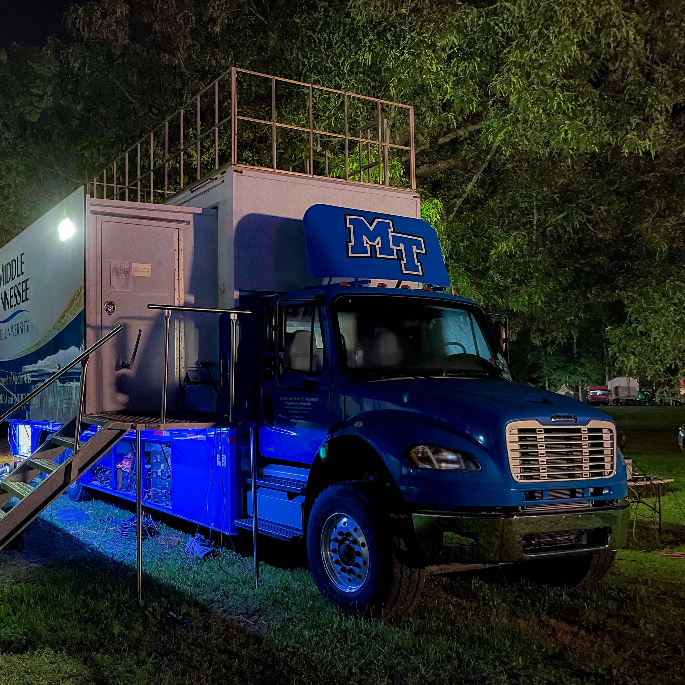 &ldquo;The Truck&rdquo; &ndash; the MTSU audio truck at Bonnaroo