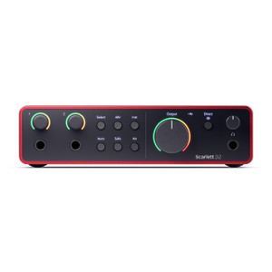 Focusrite Scarlett 2i2 4th Generation - Refurbished Front