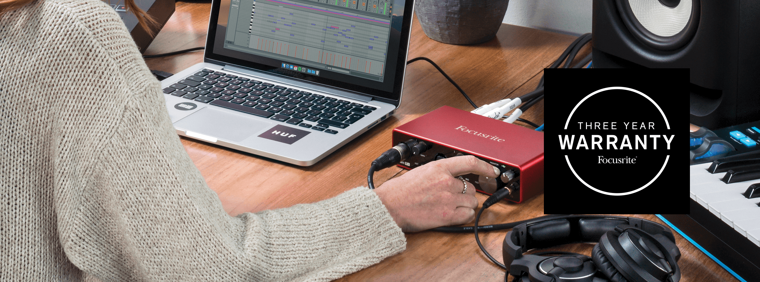 3yearwarranty-header-desk-2560-950.png